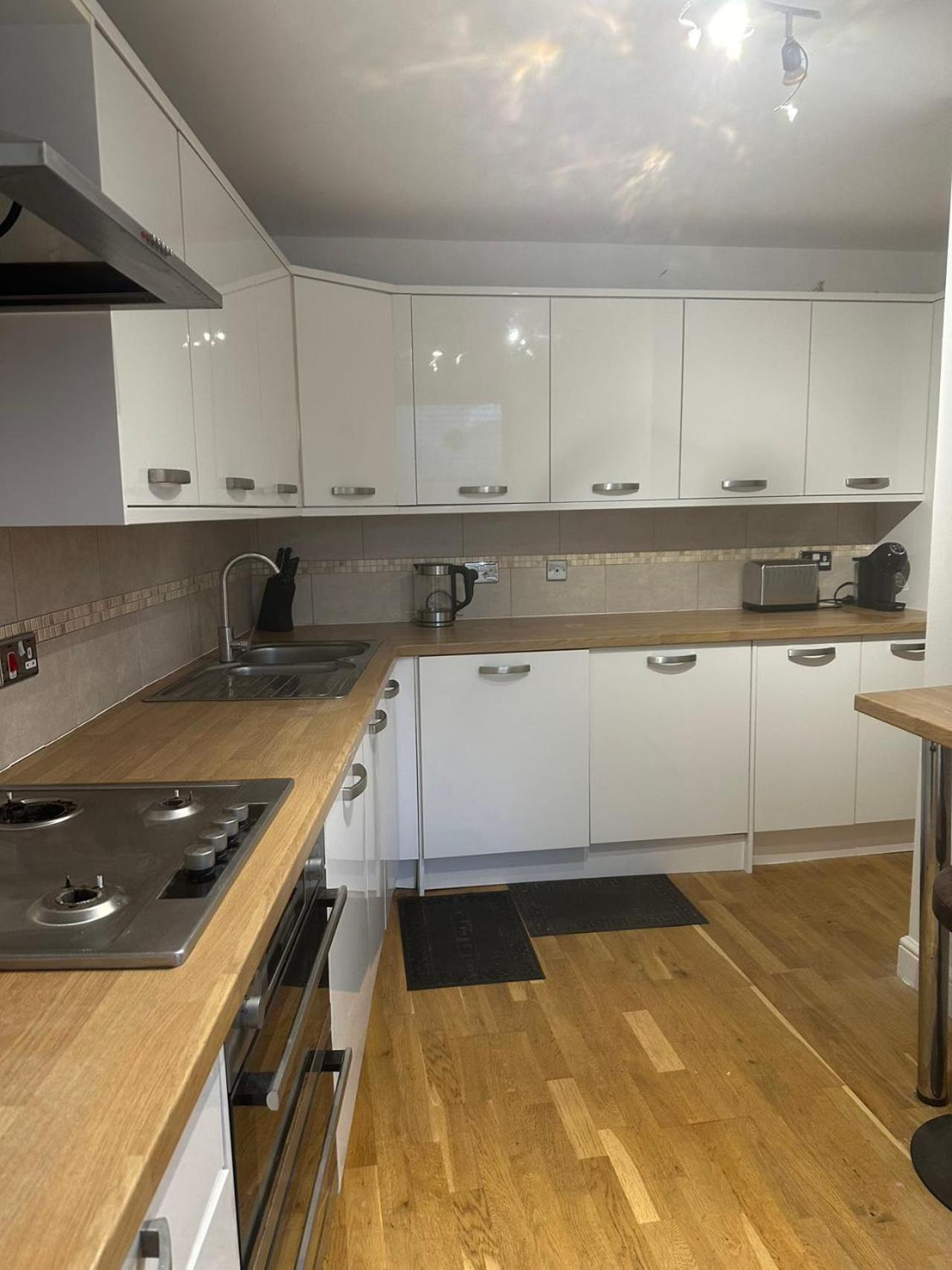 Lauriston 4 Bedroom 7 Beds Duplex Appartement *